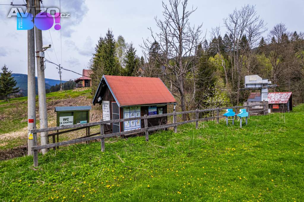 Foto inzerátu Prodej souboru pozemků 119 241 m², Krásná