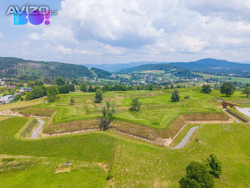 Foto inzerátu Stavební pozemek s investičním potenciálem, 3 441 m², Mosty u Jablunkova, Šance
