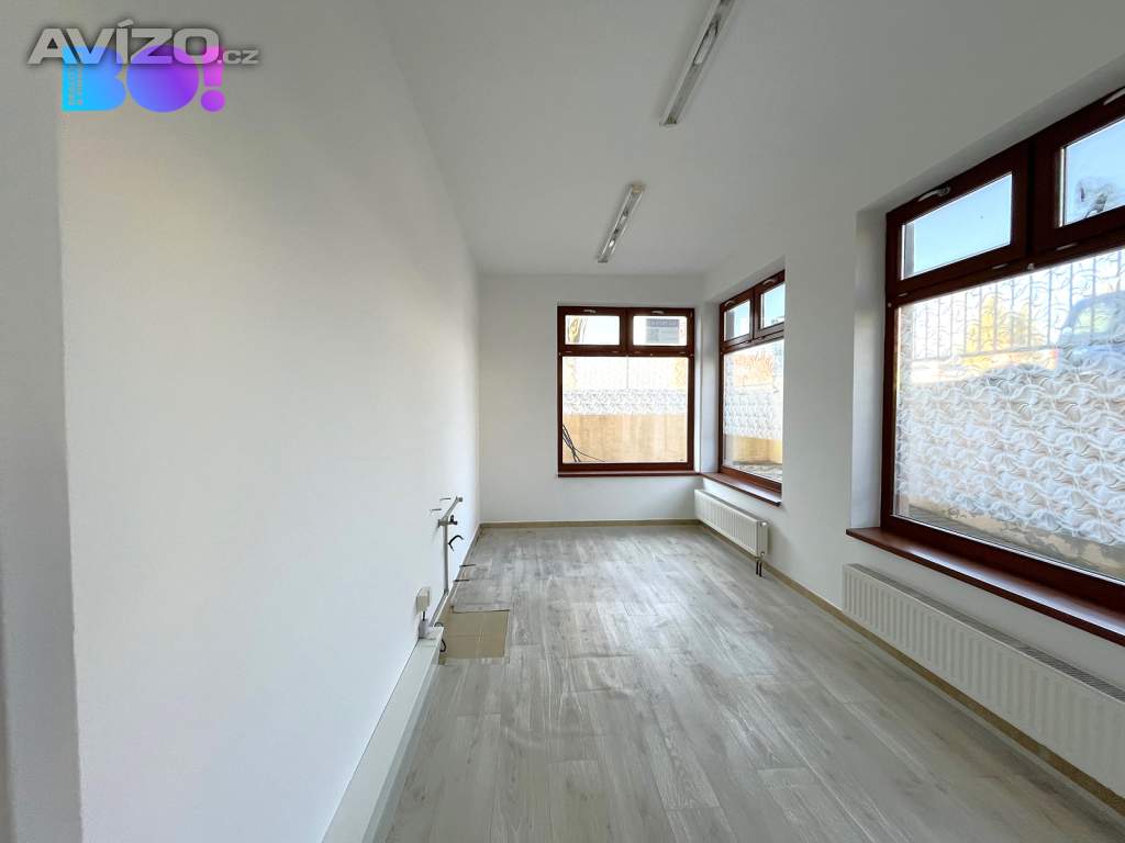 Foto inzerátu Prodej, komerční prostor 78 m², s parkovacím stáním, Třeboň
