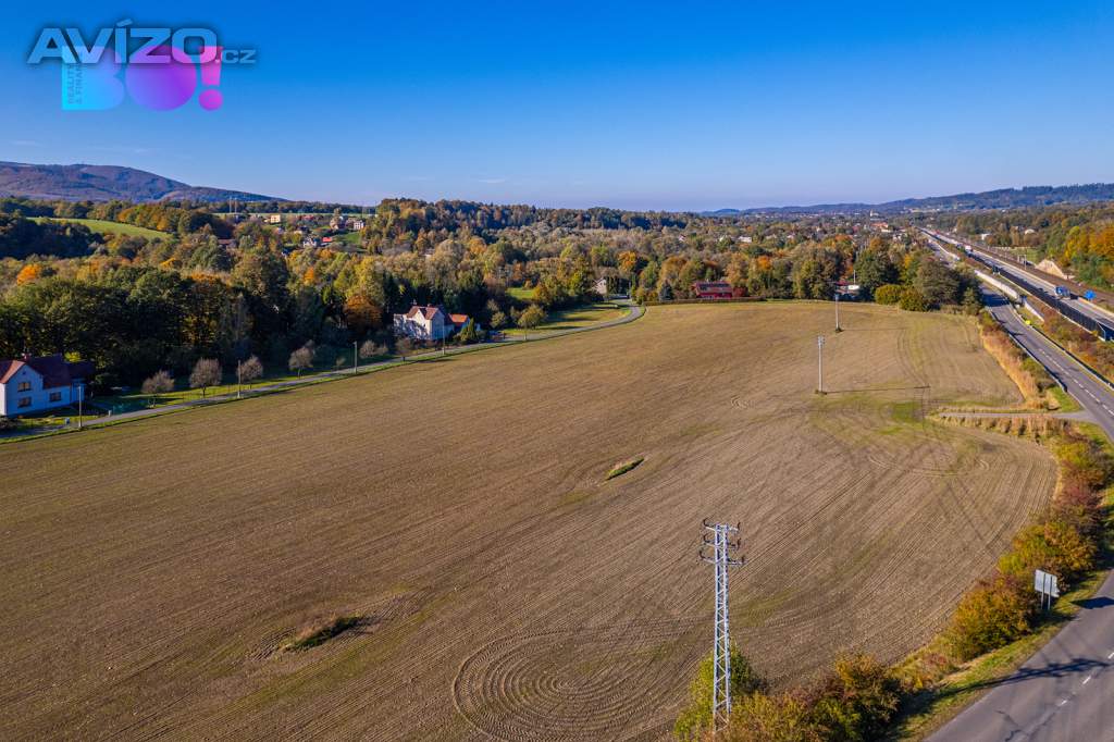Foto inzerátu Prodej komerčního pozemku 4380 m², Návsí