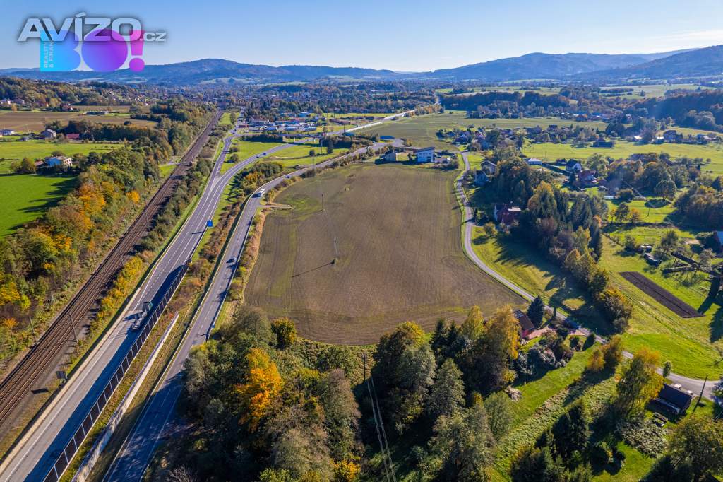 Foto inzerátu Prodej komerčního pozemku 4380 m², Návsí