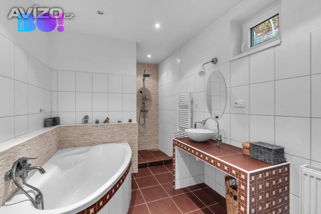 Foto inzerátu Prodej rodinného domu 4+1, 1 051 m², ul. Na Kopanici, Chrudim