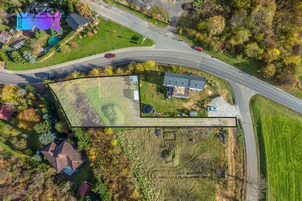 Prodej stavebního pozemku o velikosti 1394 m² v obci Radim u Kolína, okr. Kolín