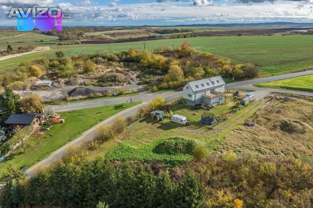 Foto inzerátu Prodej stavebního pozemku o velikosti 1394 m² v obci Radim u Kolína, okr. Kolín