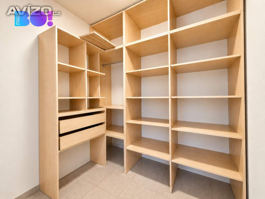 Foto inzerátu Prodej bytu 2+kk s garážovým stáním, Kroměříž