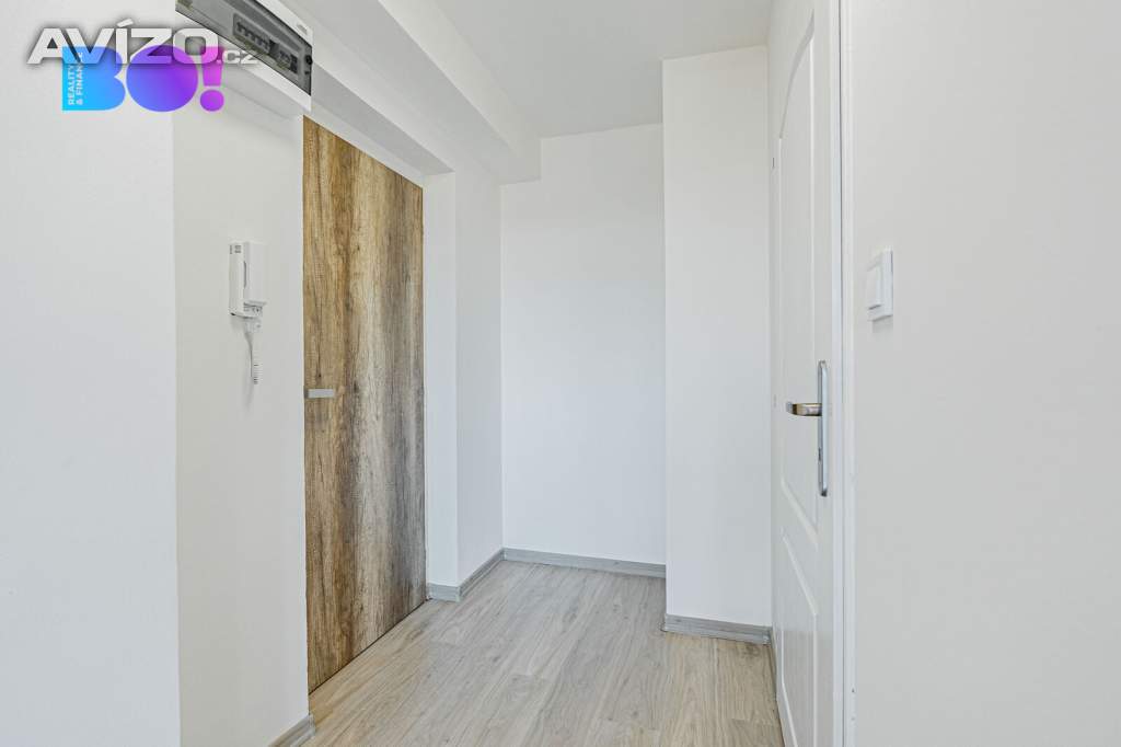 Foto inzerátu Prodej  bytu 2+kk po rekonstrukci, výhled na Beskydy | 44 m² | Vardasova, Havířov