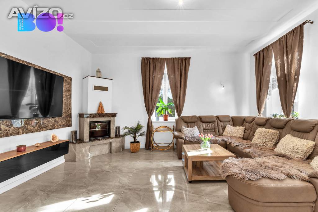 Prodej rodinného domu 239 m², pozemek 667 m², Slatina nad Úpou