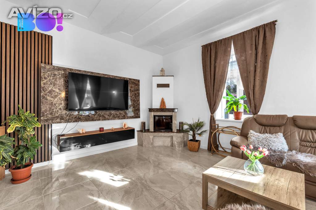 Foto inzerátu Prodej rodinného domu 239 m², pozemek 667 m², Slatina nad Úpou