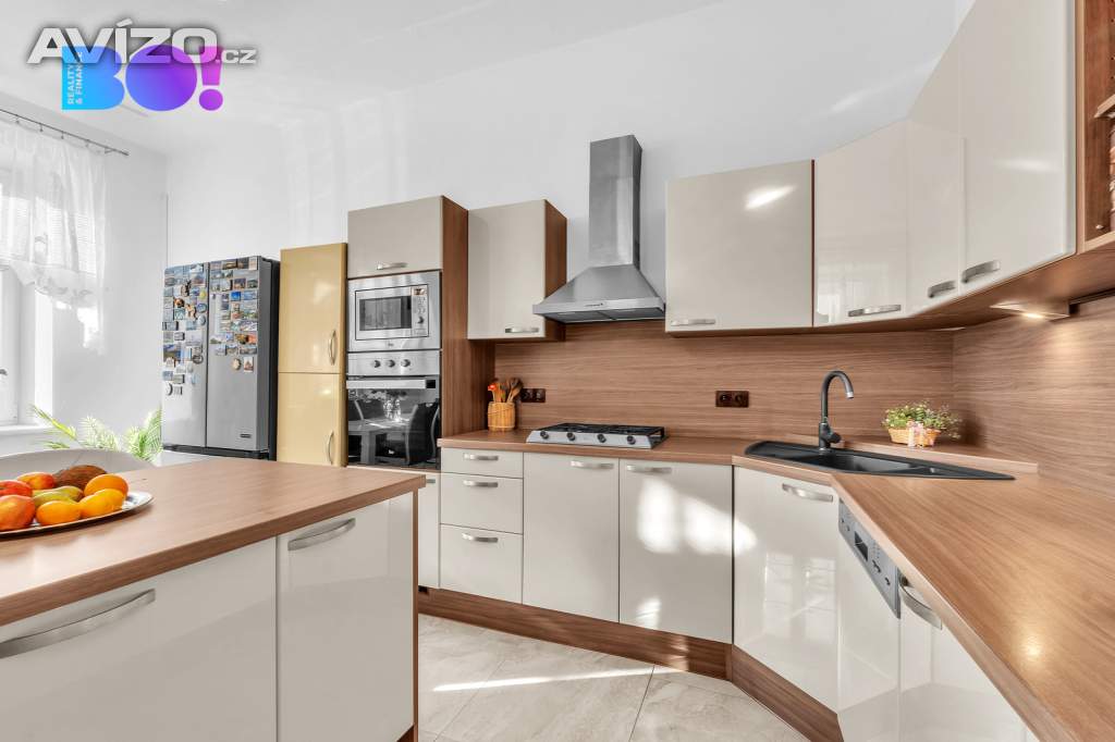 Foto inzerátu Prodej rodinného domu 239 m², pozemek 667 m², Slatina nad Úpou