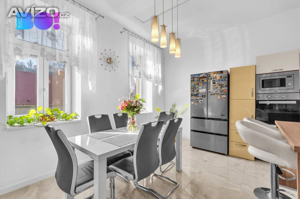 Foto inzerátu Prodej rodinného domu 239 m², pozemek 667 m², Slatina nad Úpou