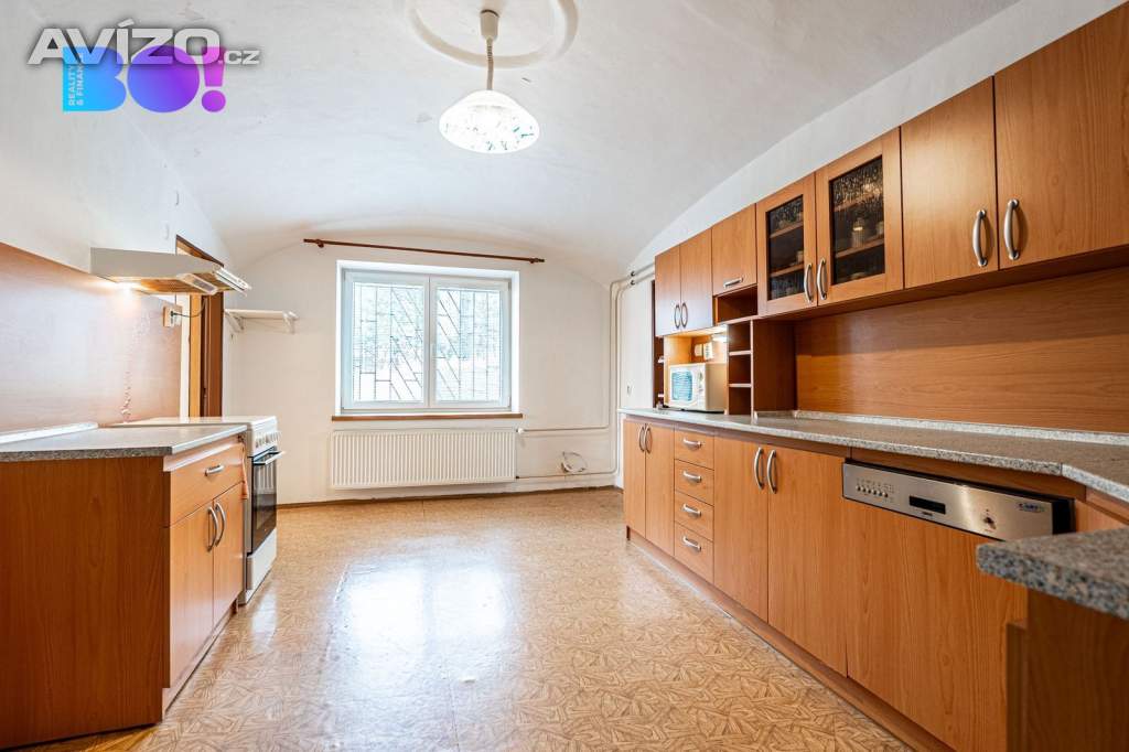 Foto inzerátu Prodej jedinečné vesnické usedlosti v obci Plesná – ul. Akátová, okres Ostrava