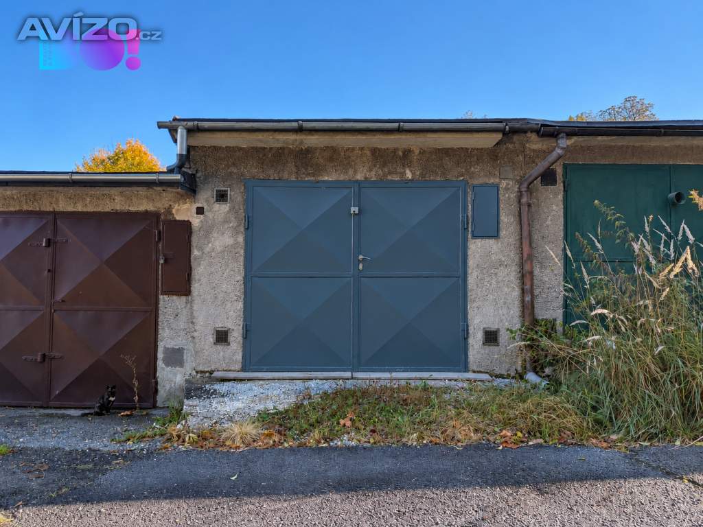 Prodej prostorné garáže 29 m² – Třinec, Dolní Líštná