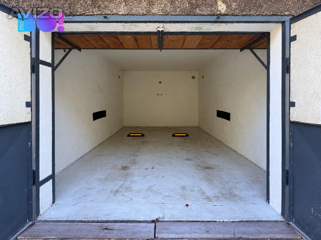 Foto inzerátu Prodej prostorné garáže 29 m² – Třinec, Dolní Líštná