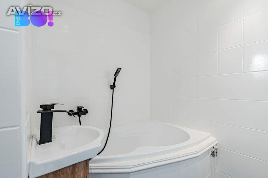 Foto inzerátu Byt 2+kk s výhledem na Beskydy | 44 m² | Havířov, ul. Vardasova