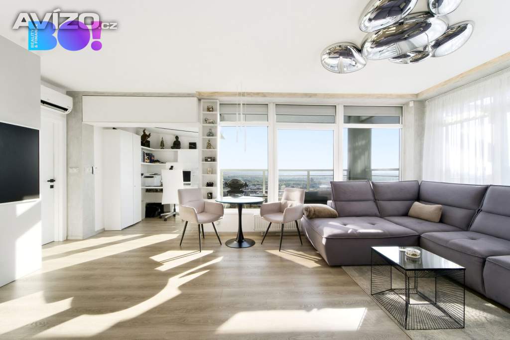 Foto inzerátu Prodej střešního bytu s terasou, 2+kk, 65m², Vinohradská ul., Strašnice