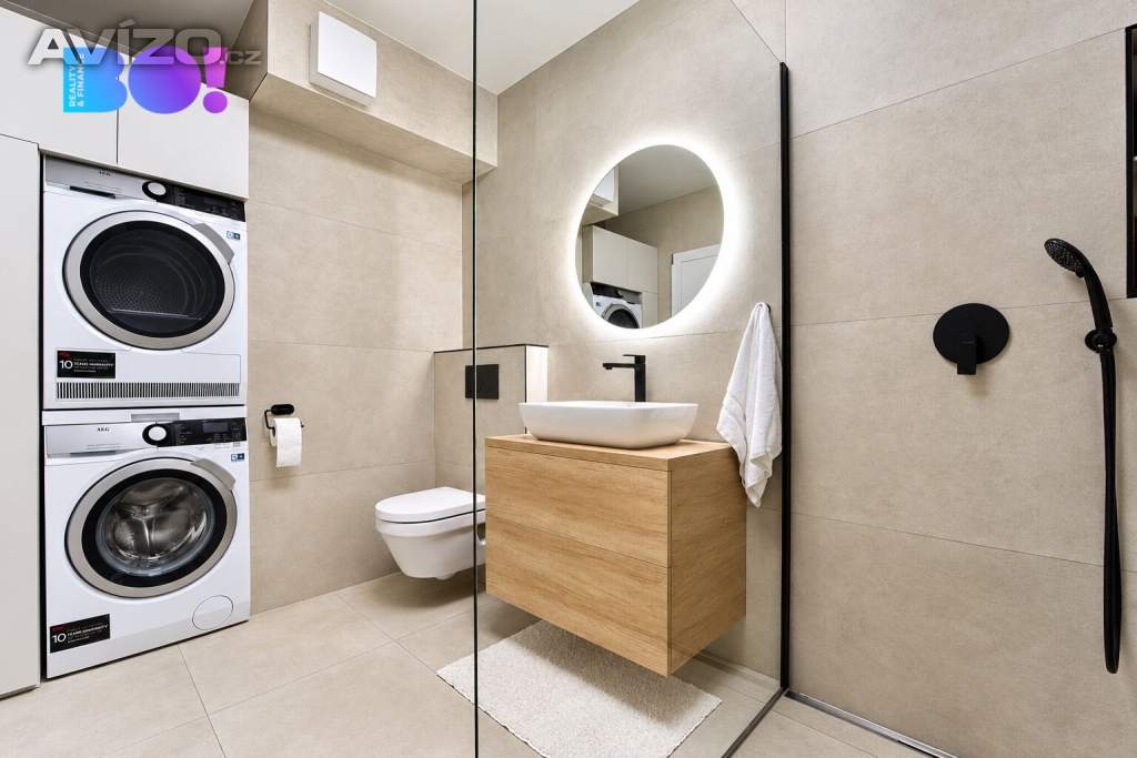 Foto inzerátu Prodej střešního bytu s terasou, 2+kk, 65m², Vinohradská ul., Strašnice