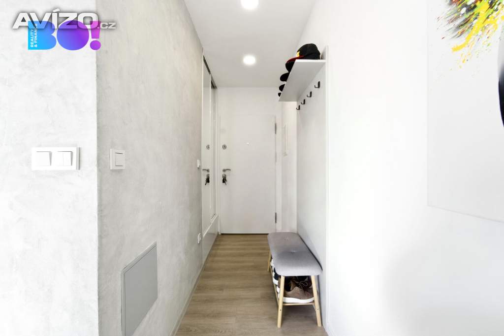 Foto inzerátu Prodej střešního bytu s terasou, 2+kk, 65m², Vinohradská ul., Strašnice