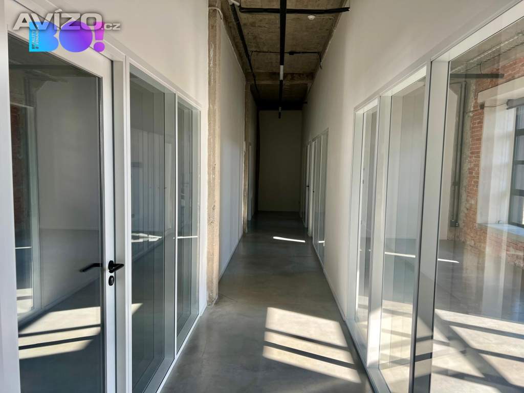 Foto inzerátu Pronájem kancelářského prostoru 64,2 m², Tovární, Český Těšín