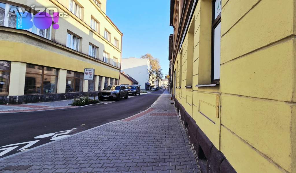 Foto inzerátu Pronájem kanceláře, 32 m² včetně parkovacího místa – Třinec, ul. Poštovní