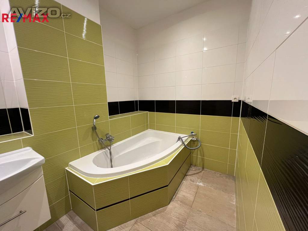 Pronájem bytu 2+1, 67 m², ul. Dvořákova, Karviná - Nové Město