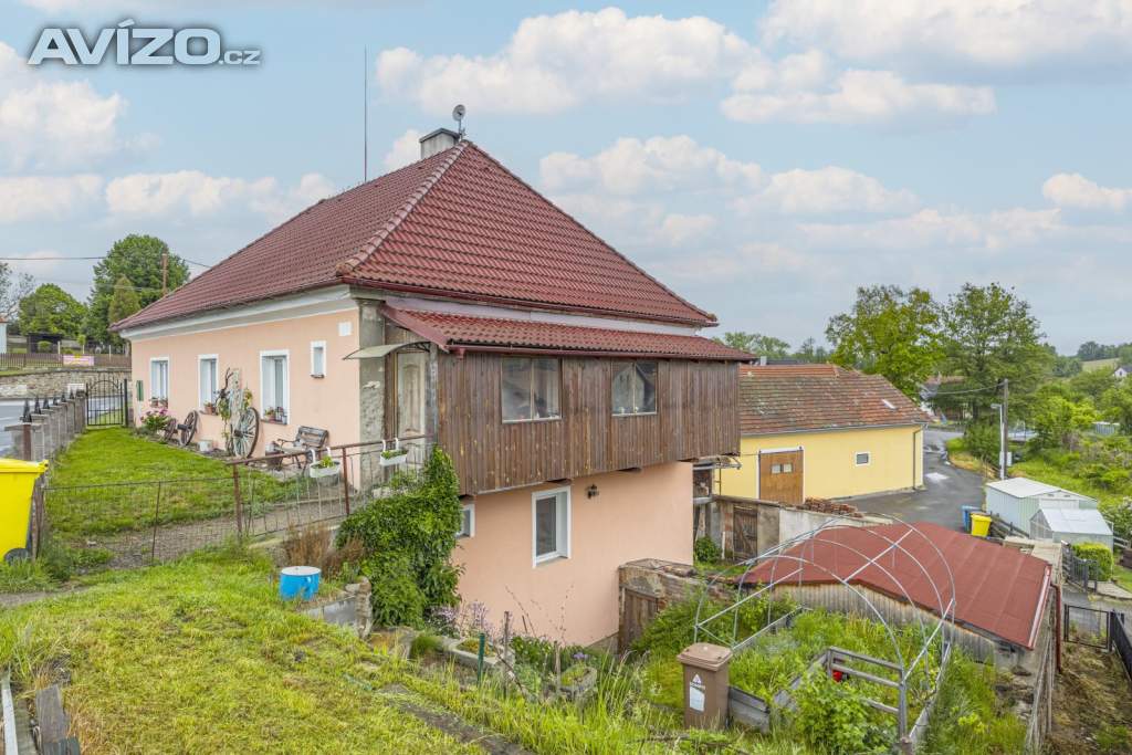 Foto inzerátu Prodej RD, 7+1, užitná plocha 300 m2, obec Rynárec, okr. Pelhřimov