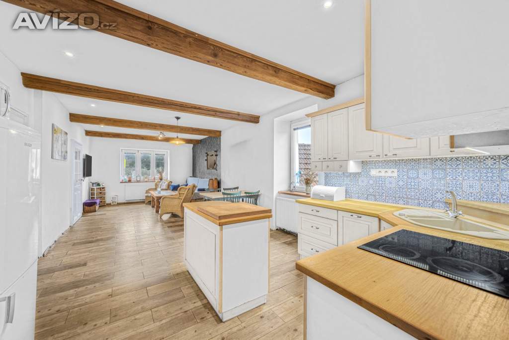 Foto inzerátu Prodej RD, 7+1, užitná plocha 300 m2, obec Rynárec, okr. Pelhřimov