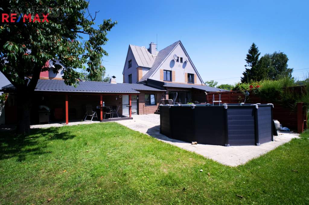 Foto inzerátu Areál pro agroturistiku, terapie, chov, hospodaření, pastevectví v Beskydech