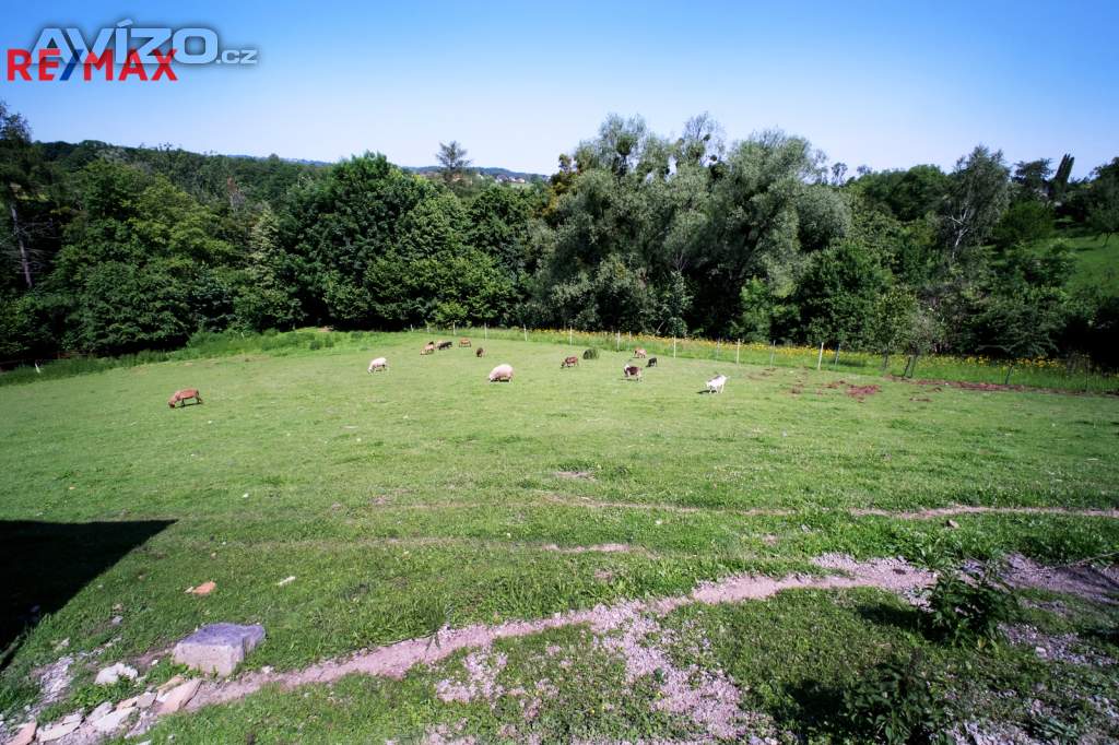 Foto inzerátu Areál pro agroturistiku, terapie, chov, hospodaření, pastevectví v Beskydech