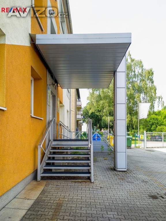 Foto inzerátu Pronájem administrativní budovy pro výrobu a skladování