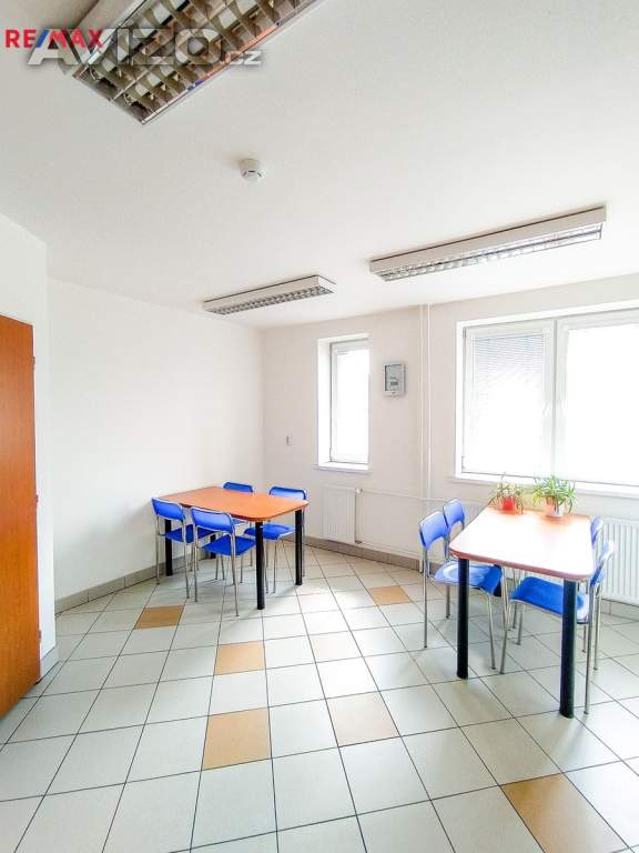 Foto inzerátu Pronájem administrativní budovy pro výrobu a skladování