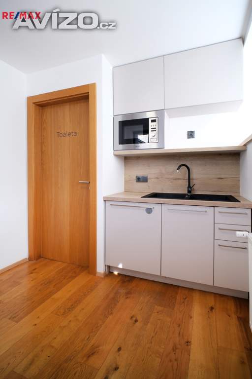 Foto inzerátu Pronájem Kanceláře 77 m2, Švabinského, Moravská Ostrava