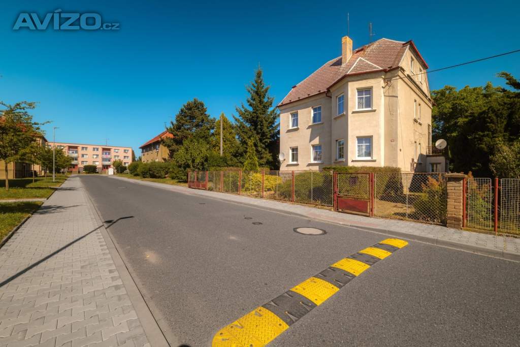 Foto inzerátu Prvorepubliková vila 5+2 (7+3) 380m2 / balkon /garáž / zahrada 1051m2 v top lokalitě k rekonstrukci