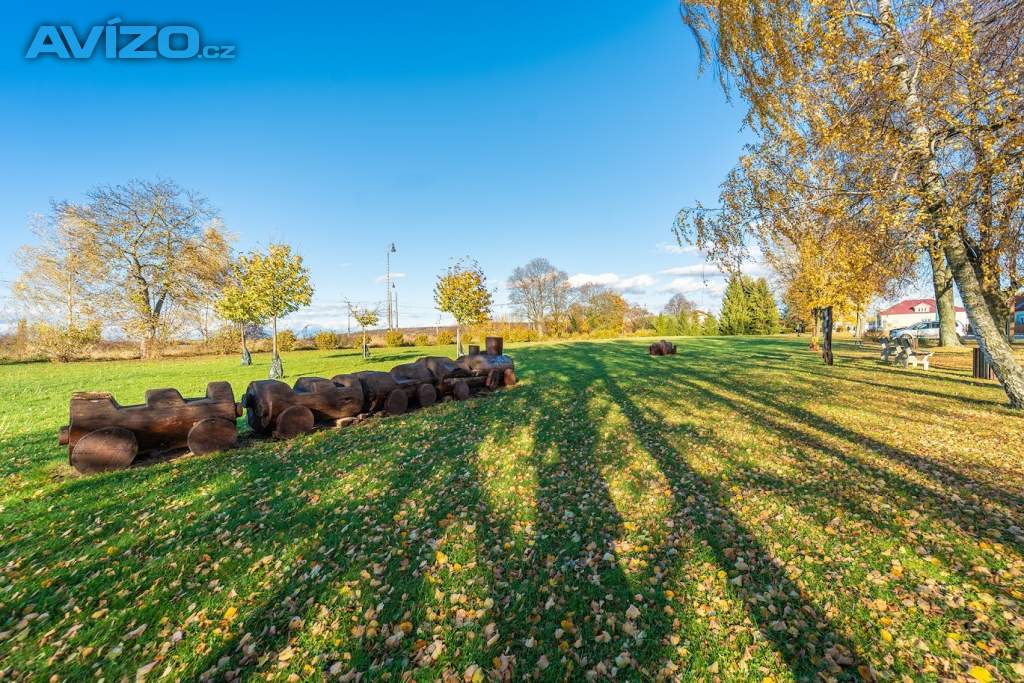 Foto inzerátu RD 3+kk zastavěná plocha 113 m2, užitná 229 m2,zahrada 344 m2,dobrá lokalita k rekonstrukci, Dobšic