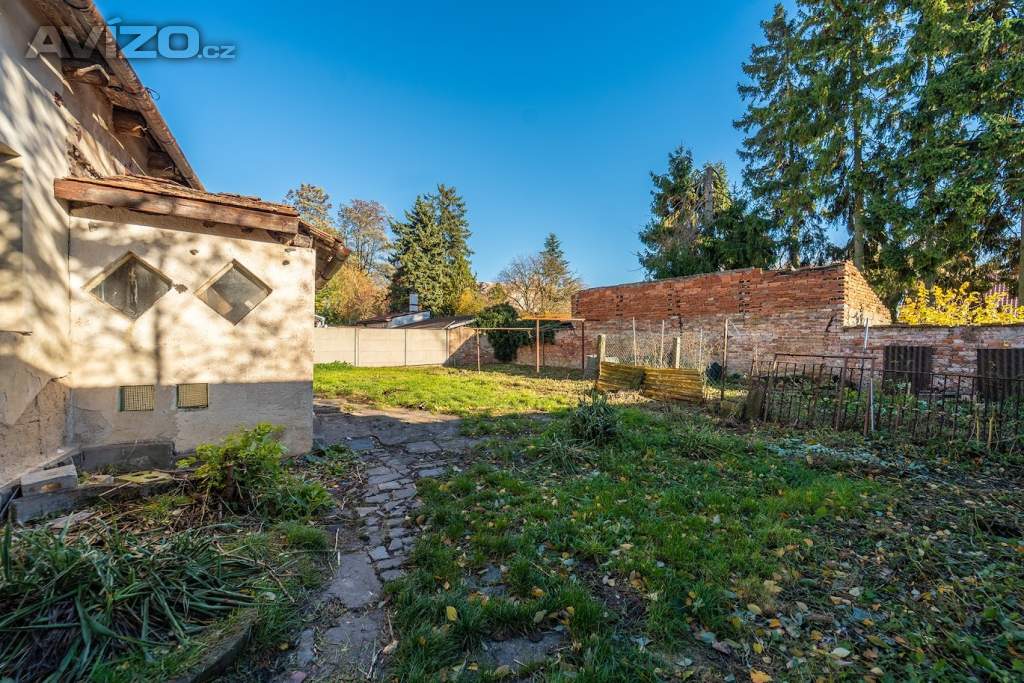 Foto inzerátu RD 3+kk zastavěná plocha 113 m2, užitná 229 m2,zahrada 344 m2,dobrá lokalita k rekonstrukci, Dobšic