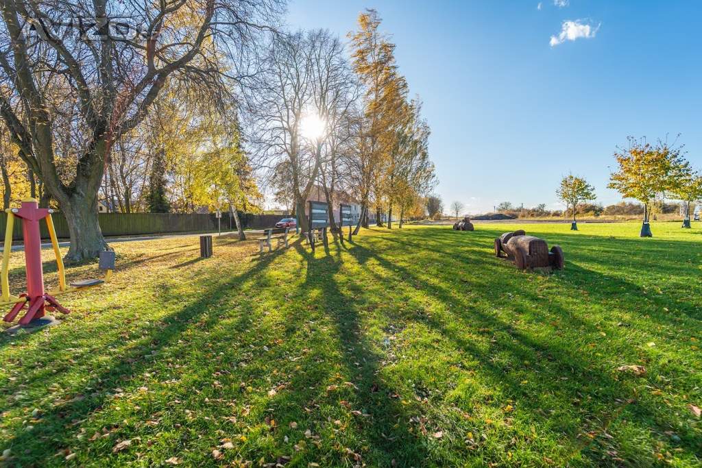 Foto inzerátu RD 3+kk zastavěná plocha 113 m2, užitná 229 m2,zahrada 344 m2,dobrá lokalita k rekonstrukci, Dobšic