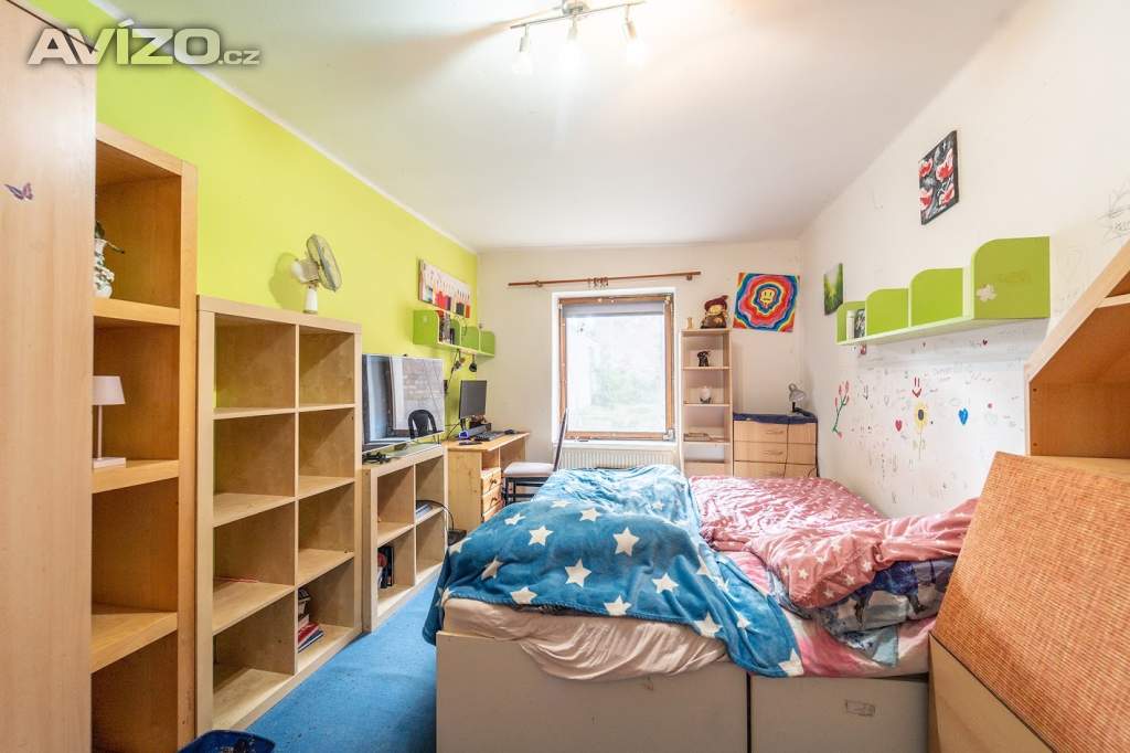 Foto inzerátu 2x RD 4+1 208m2, 2+kk/garsonka 141 m2, stodola 256 m2, pozemek 1 547 m2 v atraktivní lokalitě Vykáň