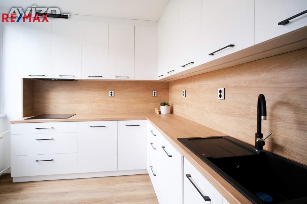 Foto inzerátu Prodej zrekonstruovaného bytu 3+1 v os. vlastnictví, Jana Maluchy Ostrava-Dubina