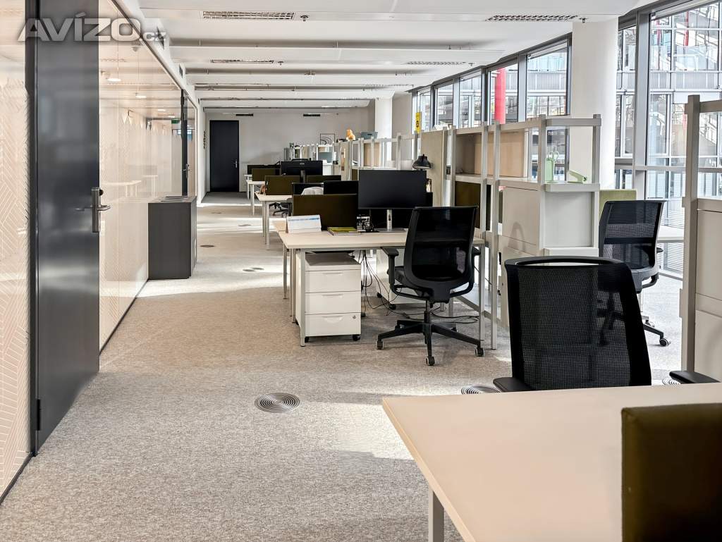 Foto inzerátu Pronájem kanceláře, 120 m² - Praha - Karlín