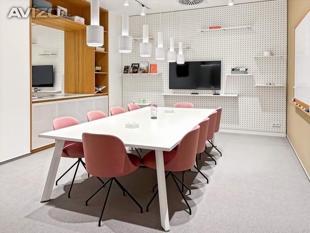 Foto inzerátu Pronájem kanceláře, 10 m² - Praha - Karlín