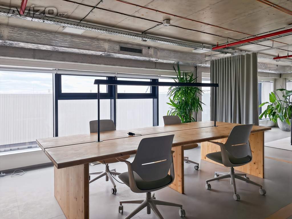 Foto inzerátu Otevřené kancelářské prostory pro 10 osob v Regus D1 Ricany