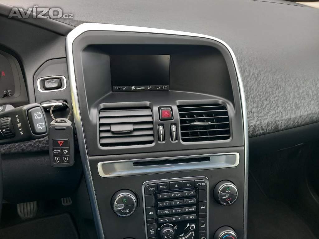 Foto inzerátu Volvo XC60 2,4D5 158kw 4x4 PO ROZVODECH