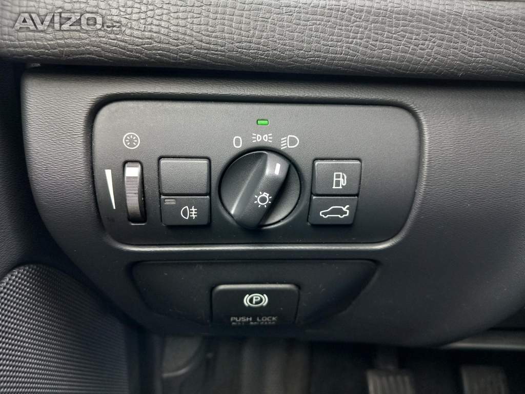 Foto inzerátu Volvo XC60 2,4D5 158kw 4x4 PO ROZVODECH