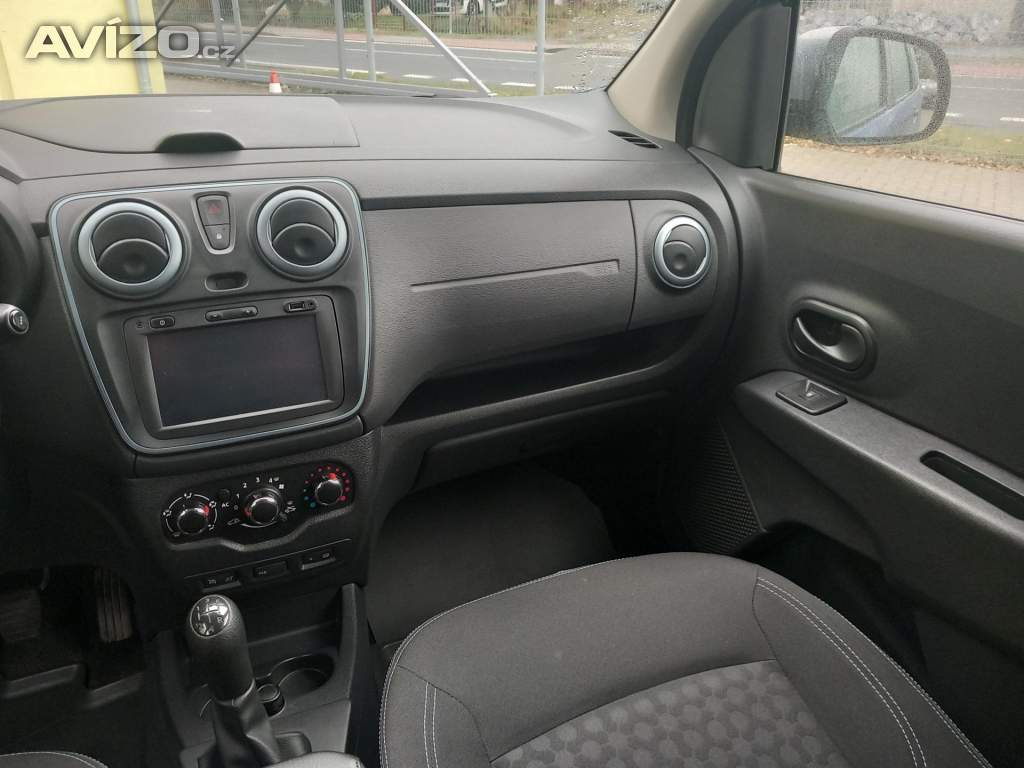 Foto inzerátu Dacia Lodgy 1,2TCe 1.MAJ.KLIMA NAVI TAŽNÉ