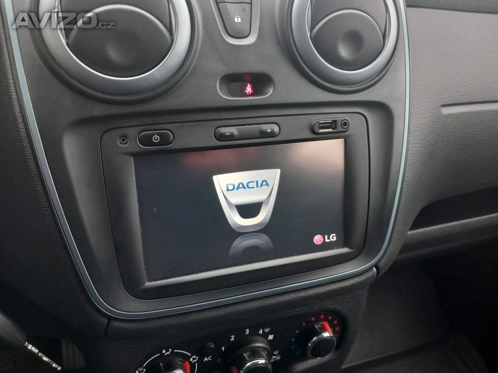 Foto inzerátu Dacia Lodgy 1,2TCe 1.MAJ.KLIMA NAVI TAŽNÉ