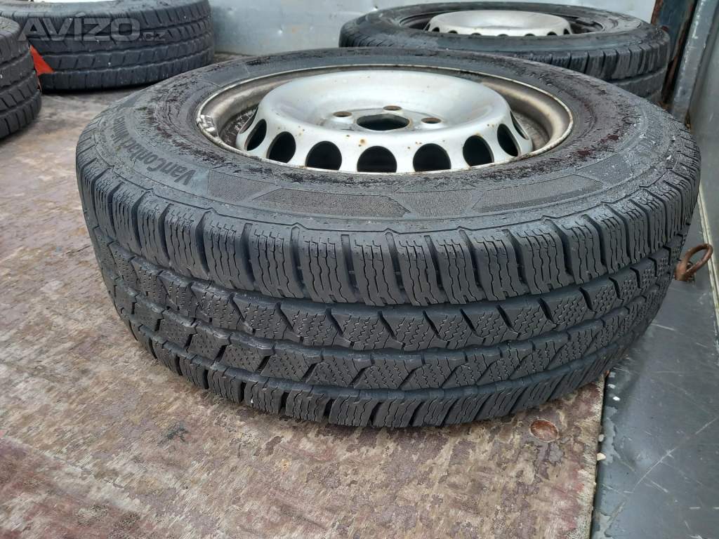 Foto inzerátu Volkswagen Crafter 2,0TDi 103kw 7 MÍST ,ODPOČET !