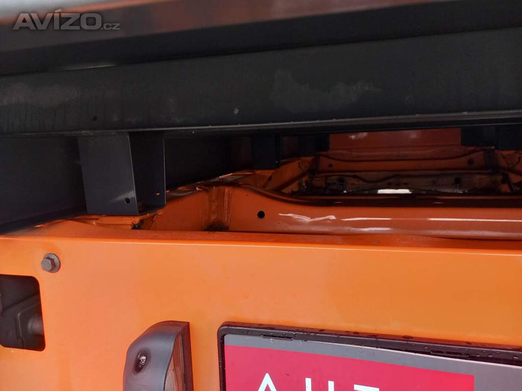 Foto inzerátu Volkswagen Crafter 2,0TDi 103kw 7 MÍST ,ODPOČET !