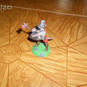 Fotka k inzerátu Rytíři a další cínoví vojáčci-  cínové figurky / 18612667