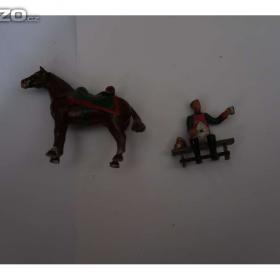 Foto inzerátu Cínoví - vojáčci, indiáni, rytíři a další