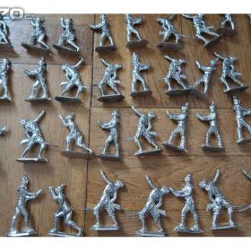 Foto inzerátu Cínoví - vojáčci, indiáni, rytíři a další