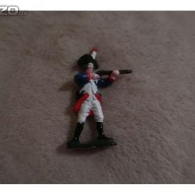 Foto inzerátu Cínoví - vojáčci, indiáni, rytíři a další